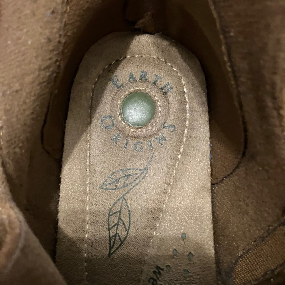 Earth Origins Destiny Suede Heeled Brown Ankle Boot Women's Size 8.5W - Picture 15 of 16